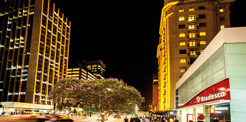 Fachada de uma agência Bradesco